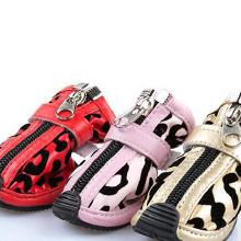 防滑防水宠物鞋 选购、批发与厂家指南